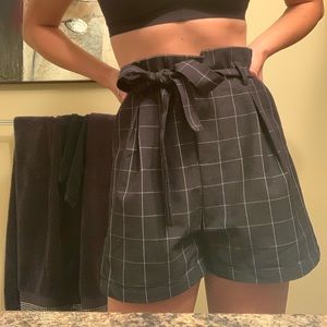plaid high waisted dress shorts (M)
